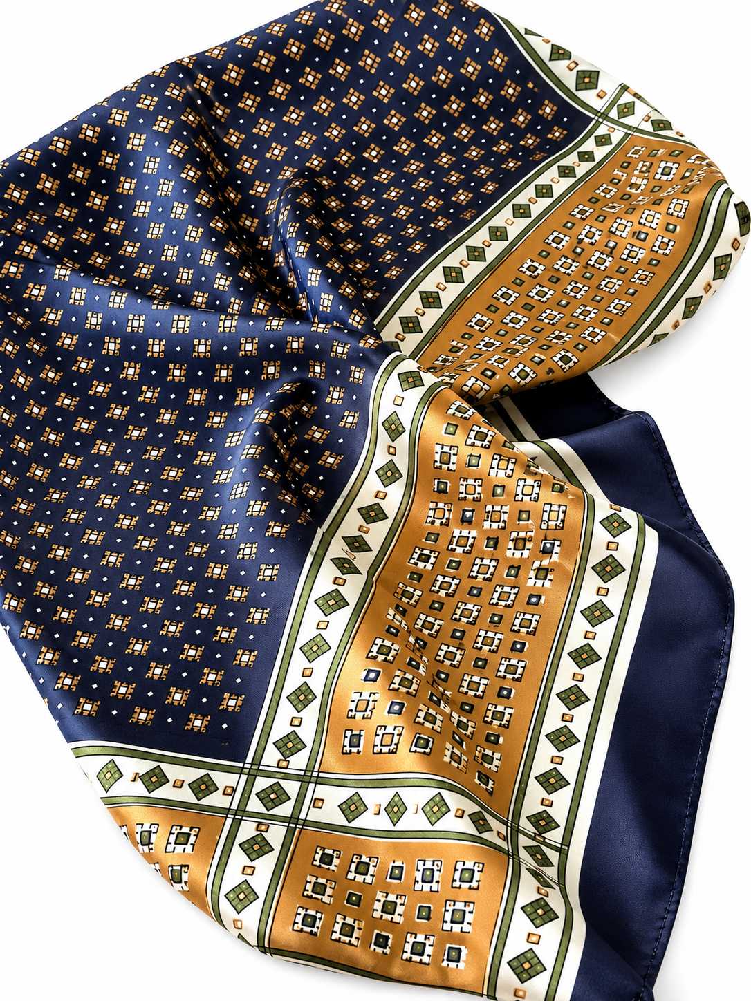 Seidentuch „Navy Heritage“ – Marineblau & Camel, 70 × 70 cm